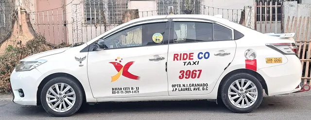 Foto de corrida de táxi 5km: Compare o preço de corrida de táxi 5km em diferentes países e veja quanto esse custo pesa no salário médio local