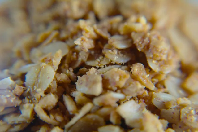 Foto de granola 500g: Compare o preço de granola 500g em diferentes países e veja quanto esse custo pesa no salário médio local