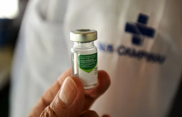 Foto de vacina da gripe: Compare o preço de vacina da gripe em diferentes países e veja quanto esse custo pesa no salário médio local